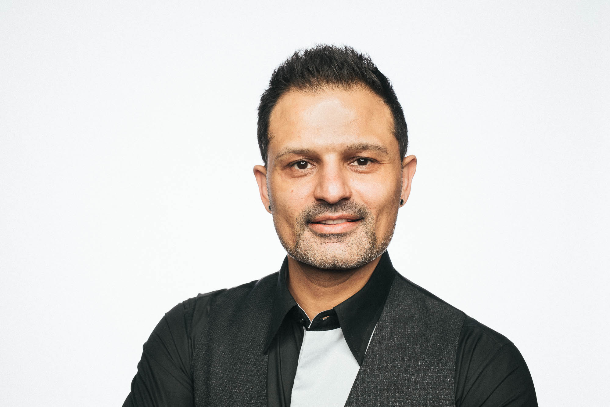 Export x3 Headshot  06370 Dez 01 2019 Headshots 2019  Miro Nicole Nadine 2